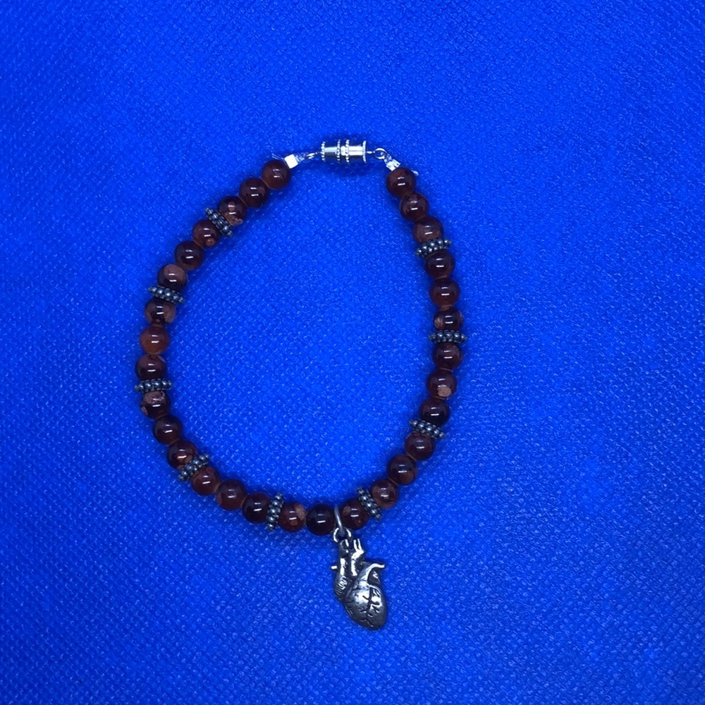 Red marble beaded bracelet with silver heart charm (handmade)
